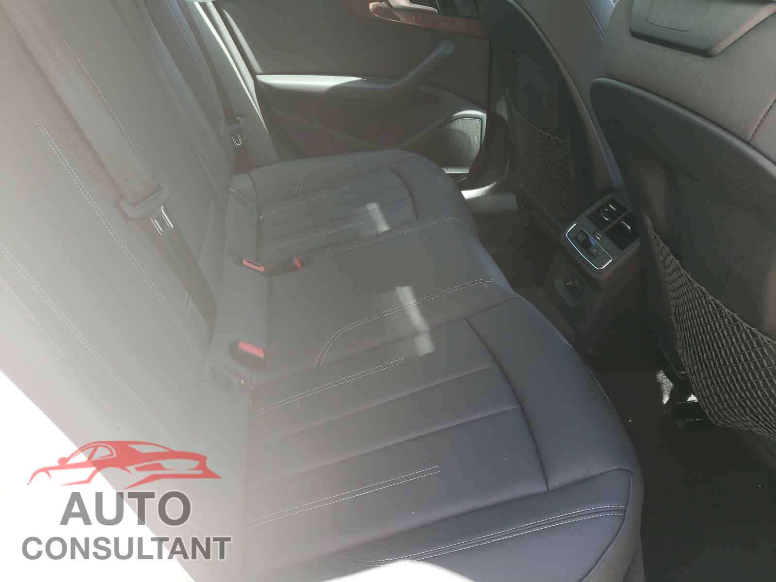 AUDI A4 2021 - WAUABAF47MA019897