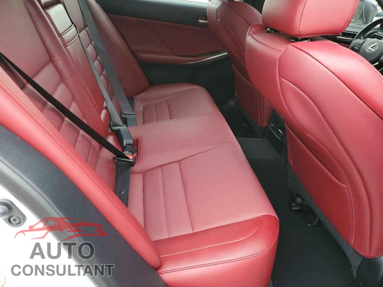 LEXUS IS 2017 - JTHCE1D21H5014566