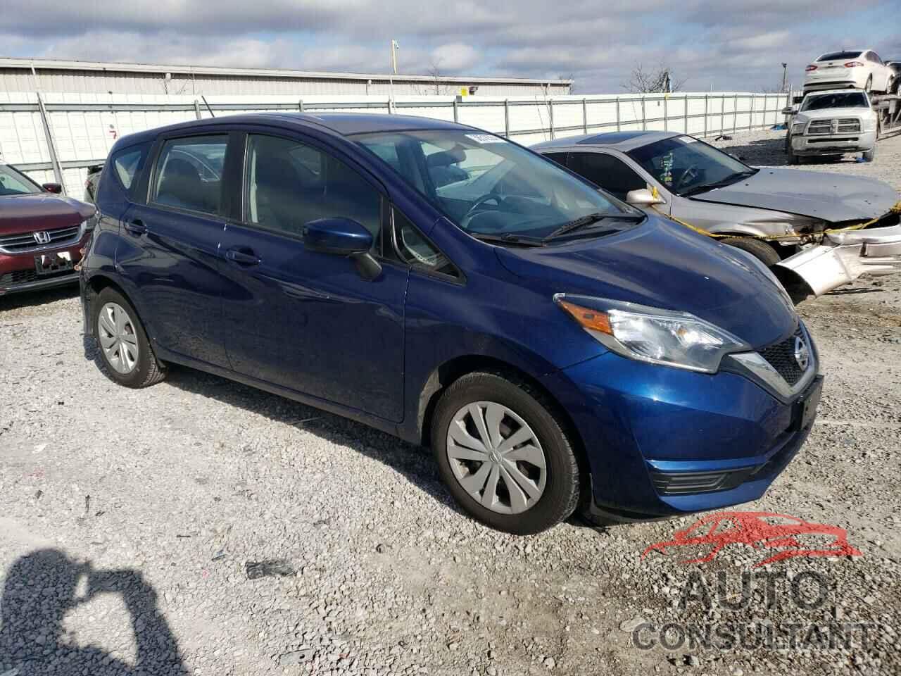 NISSAN VERSA 2018 - 3N1CE2CP2JL357240