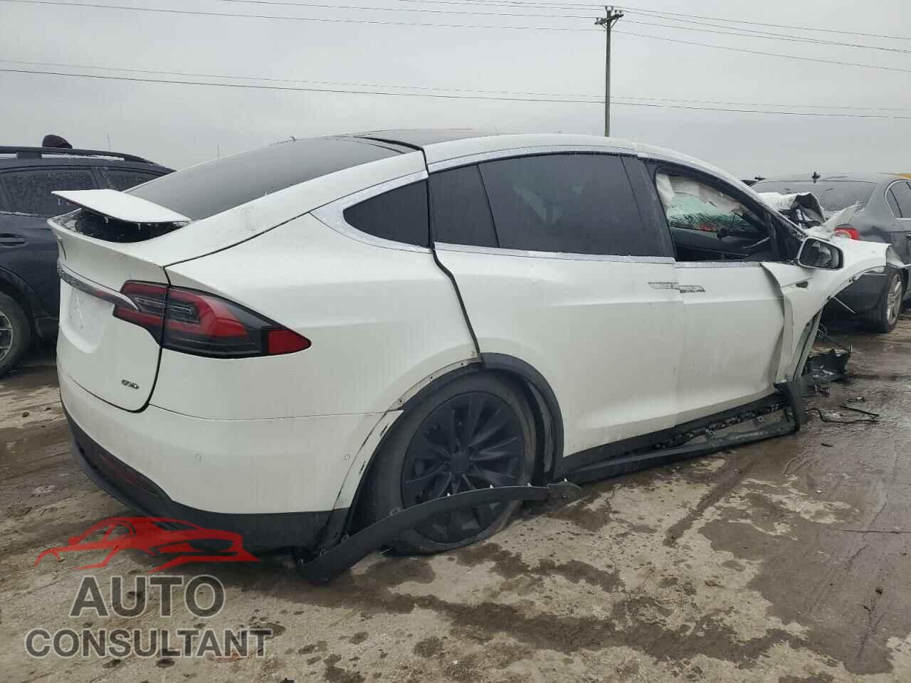 TESLA MODEL X 2016 - 5YJXCDE25GF026662