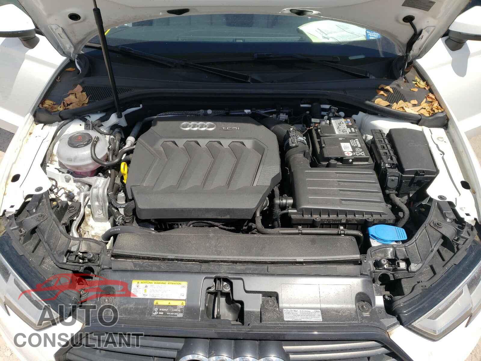 AUDI A3 2019 - WAUAUGFF0KA089835