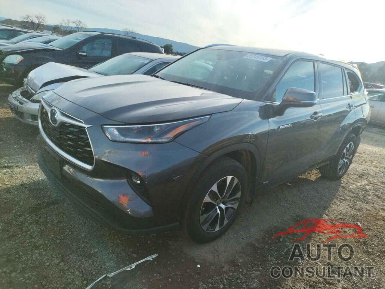TOYOTA HIGHLANDER 2021 - 5TDHBRCH8MS536328