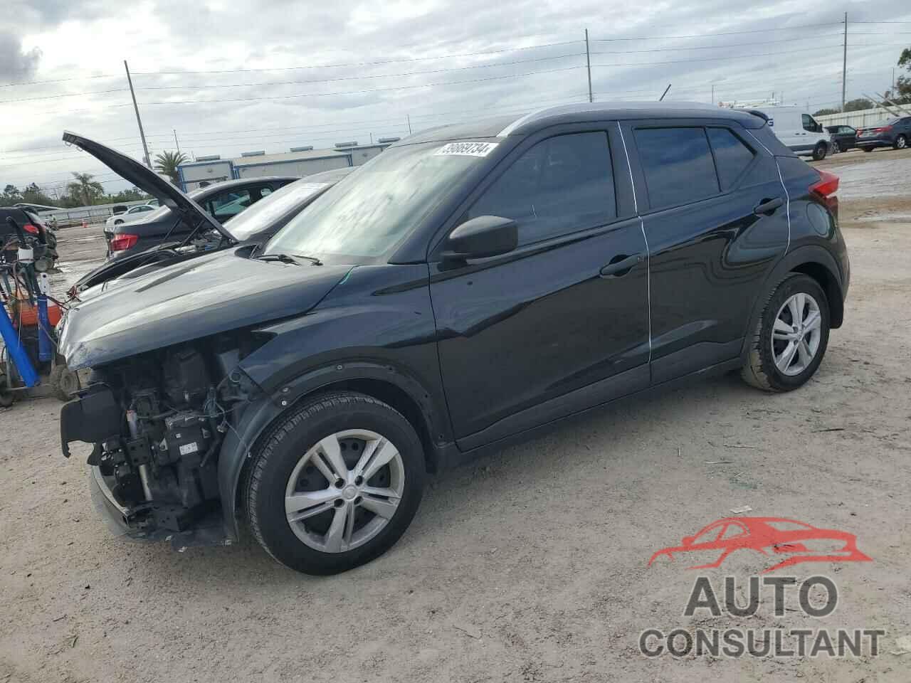 NISSAN KICKS 2019 - 3N1CP5CU4KL472036