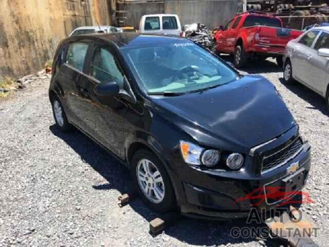 CHEVROLET SONIC 2016 - 1G1JC6SH6G4140938