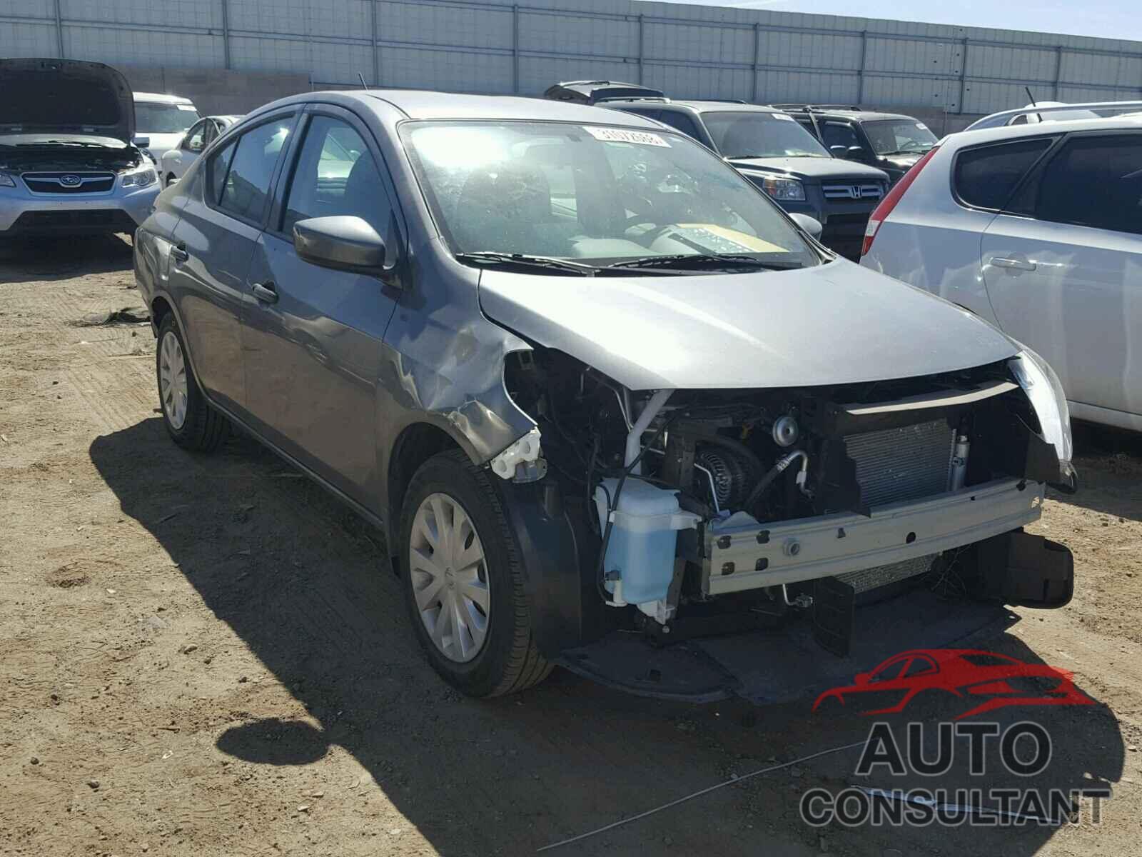 NISSAN VERSA 2017 - 3N1CN7AP1HL857383