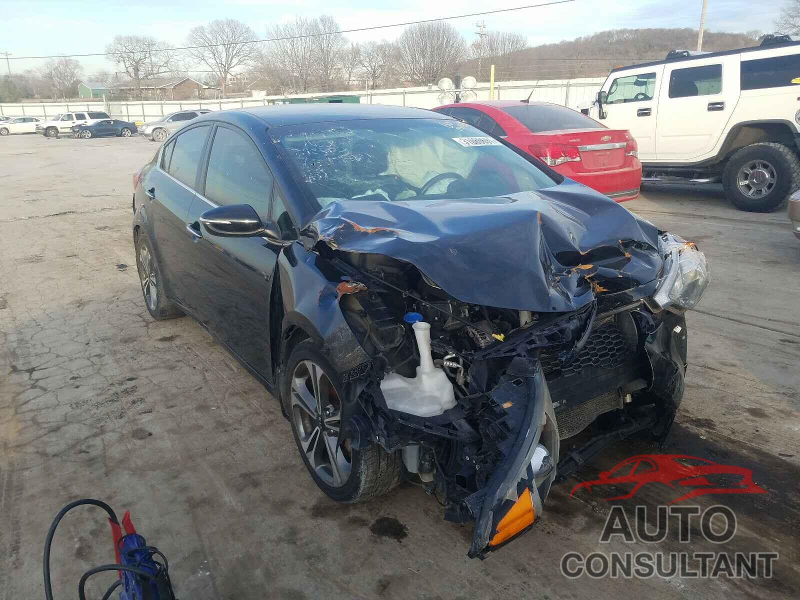 KIA FORTE 2016 - KNAFX4A8XG5480639