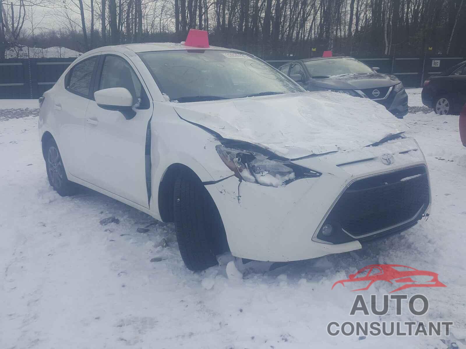 TOYOTA YARIS 2019 - 3MYDLBYV0KY504773
