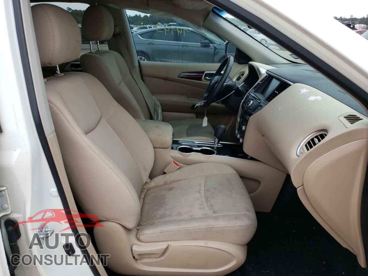 NISSAN PATHFINDER 2017 - 5N1DR2MN5HC642650