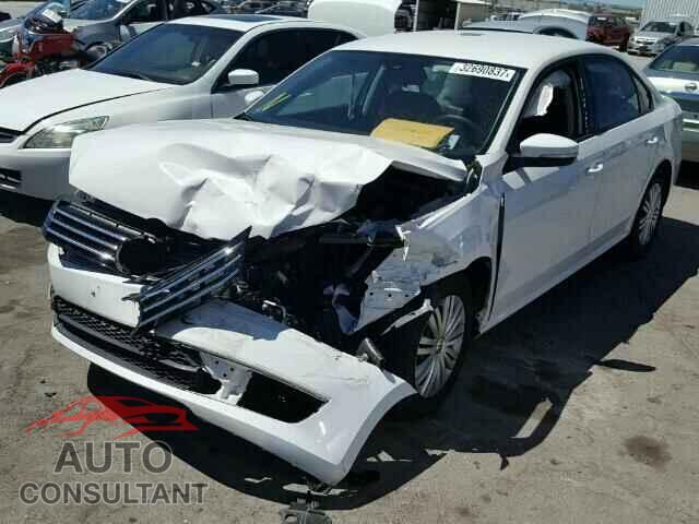 VOLKSWAGEN PASSAT 2015 - 1VWAT7A37FC076462