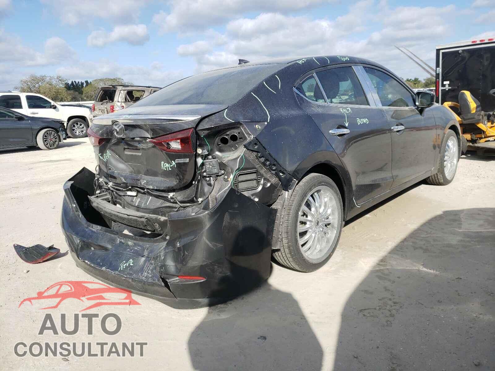 MAZDA 3 2017 - 3MZBN1V74HM123215