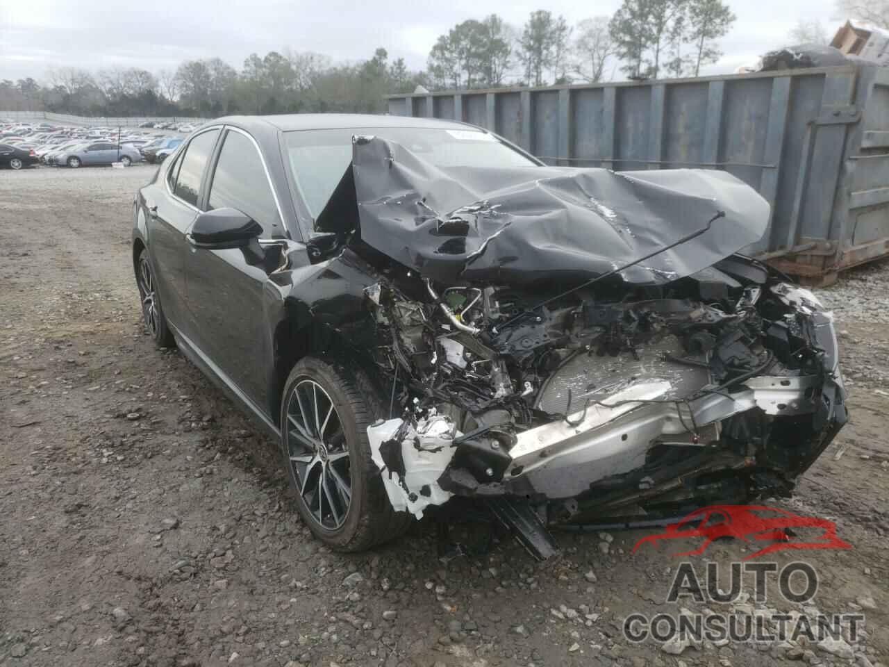 TOYOTA CAMRY 2021 - 4T1G11AK0MU493402