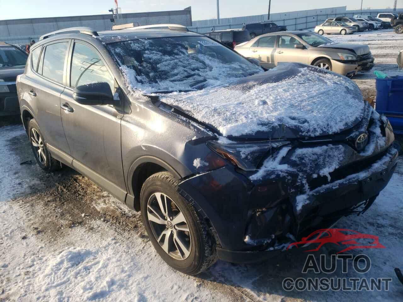 TOYOTA RAV4 2018 - JTMRFREV2JJ747643