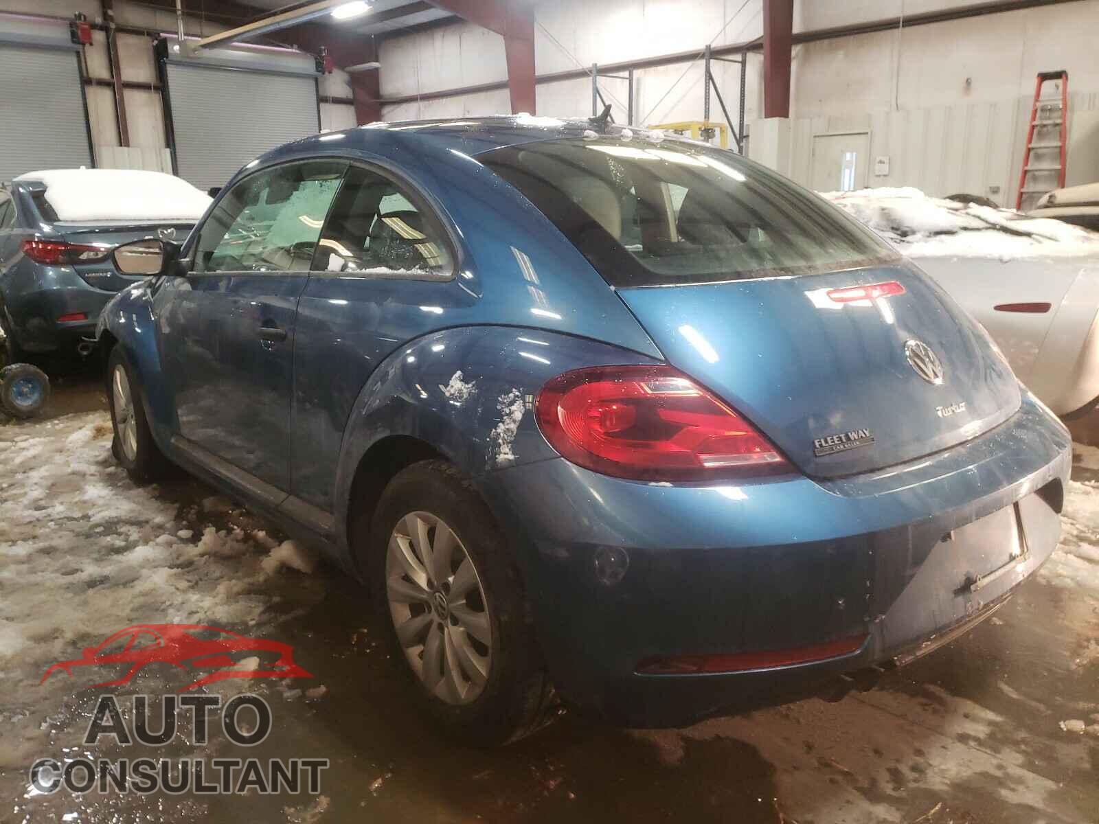 VOLKSWAGEN BEETLE 2017 - 3VWF17AT2HM623179