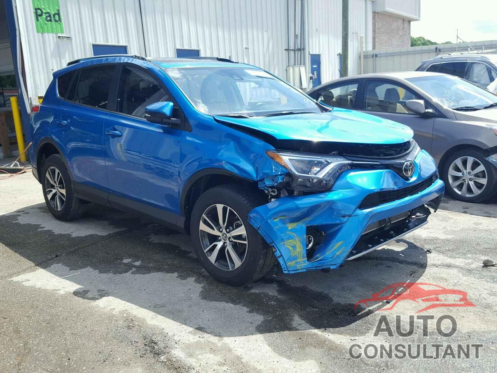 TOYOTA RAV4 2017 - JTMWFREV2HD094985