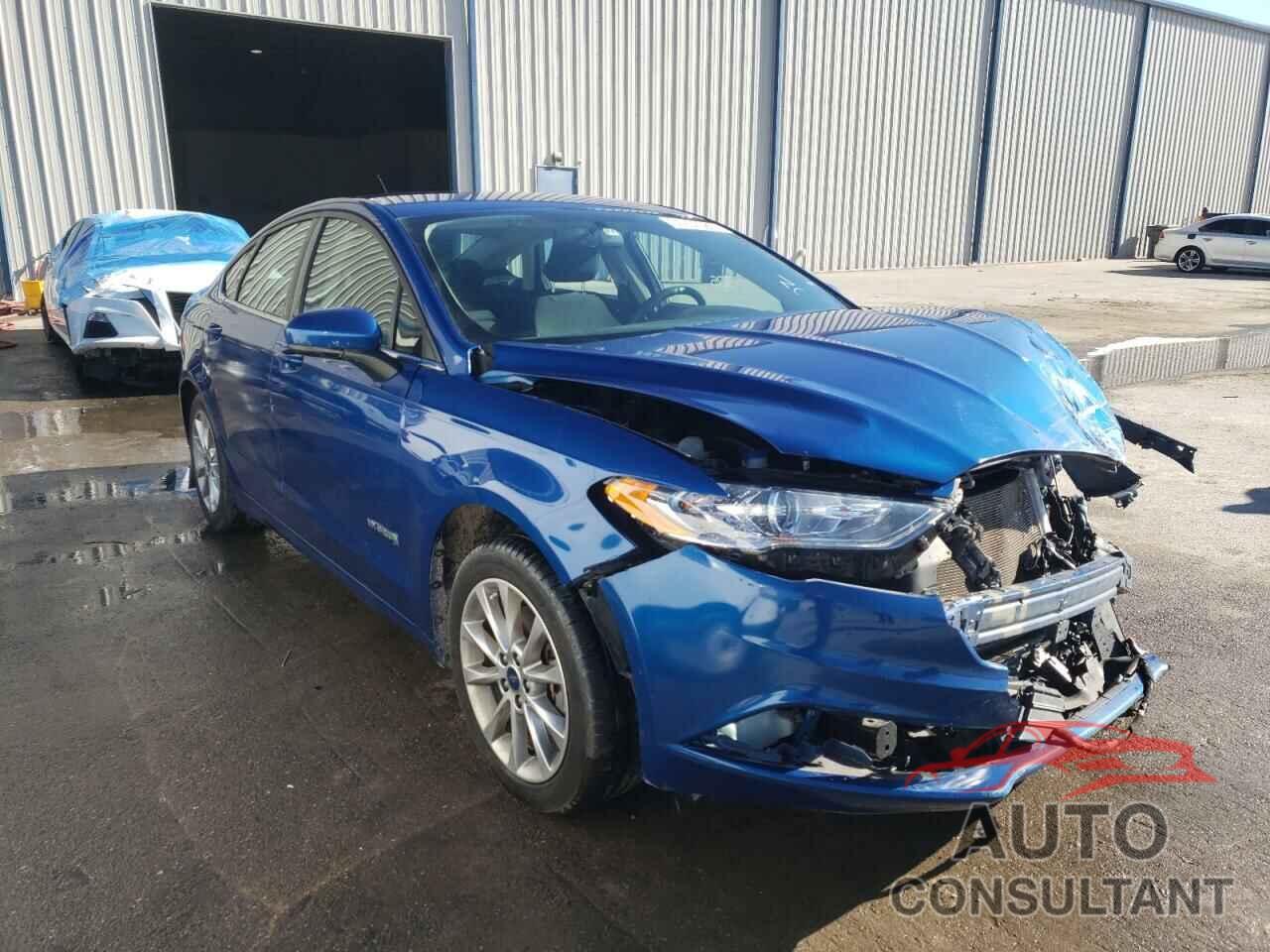 FORD FUSION 2017 - 3FA6P0LU2HR240625
