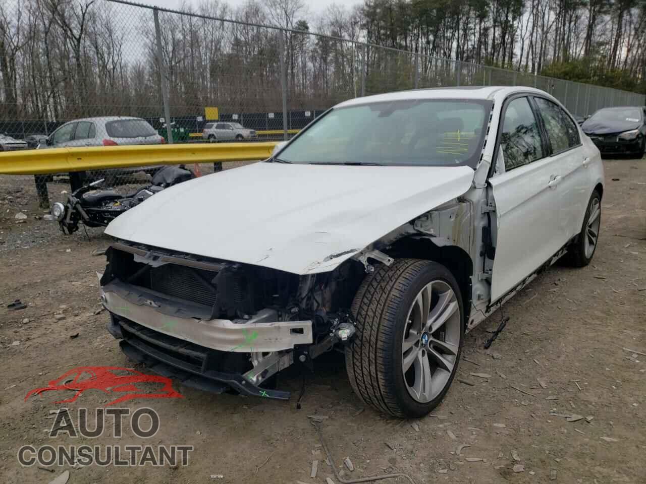 BMW 3 SERIES 2016 - WBA8E3G56GNU01019