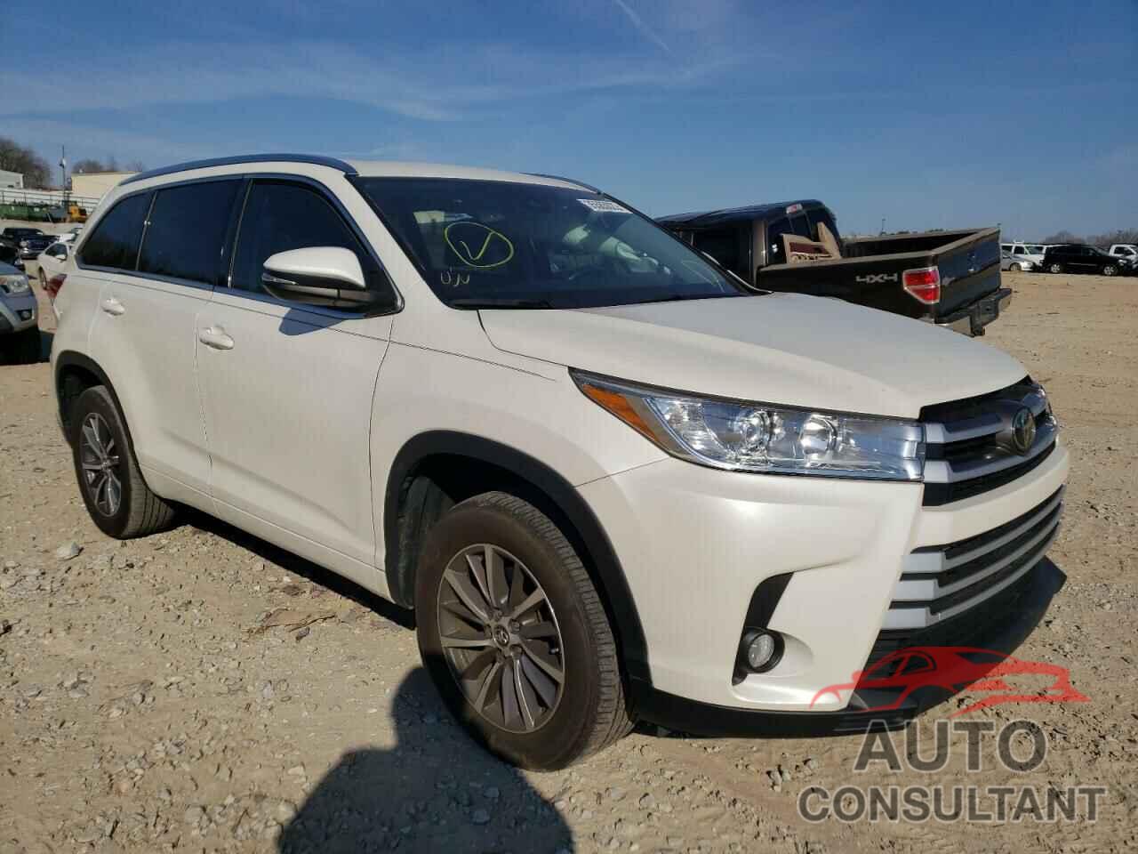 TOYOTA HIGHLANDER 2018 - 5TDKZRFH6JS545263