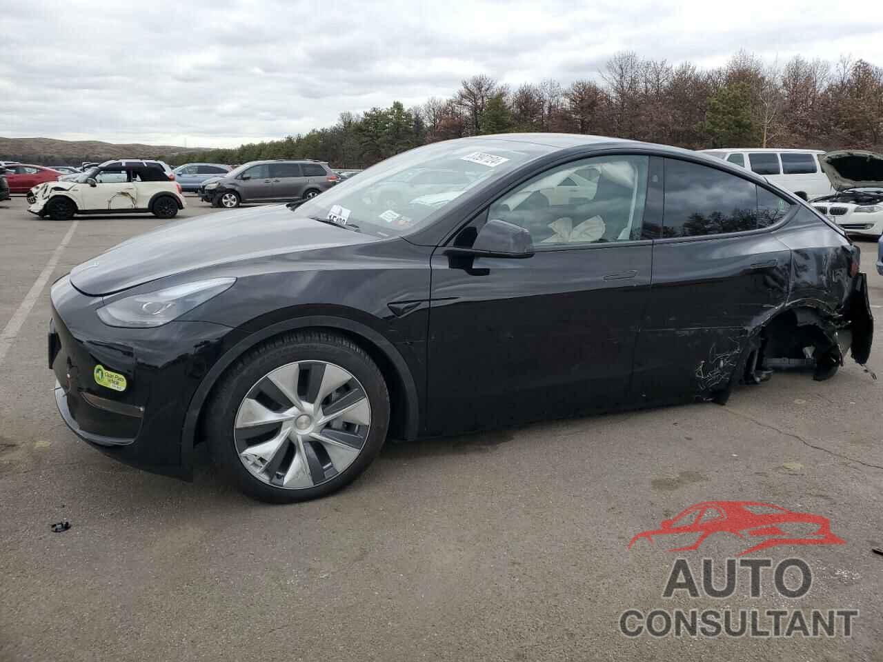 TESLA MODEL Y 2023 - 7SAYGDEE8PA182570