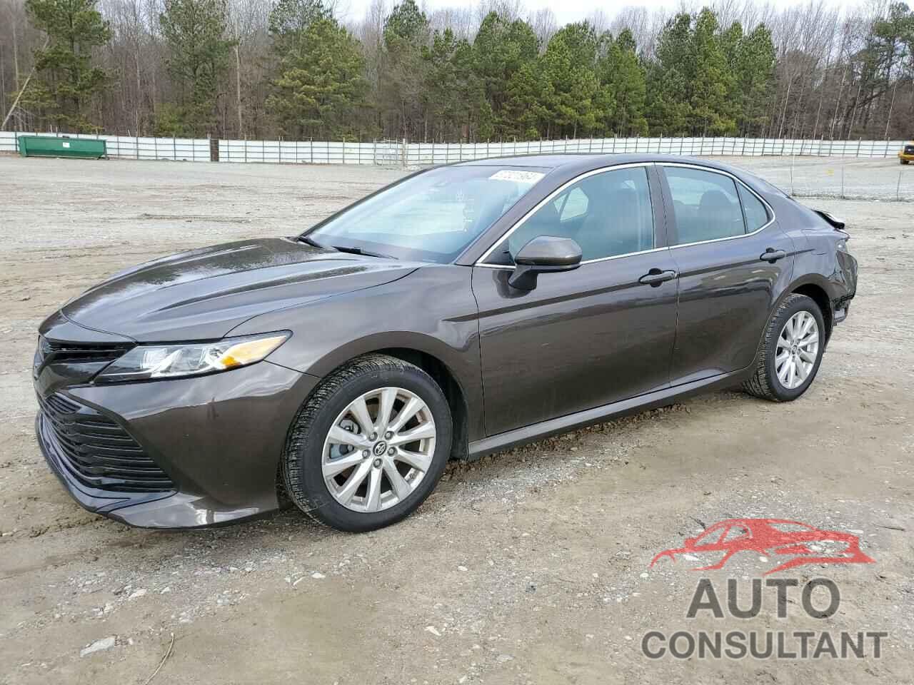 TOYOTA CAMRY 2018 - 4T1B11HK6JU056256