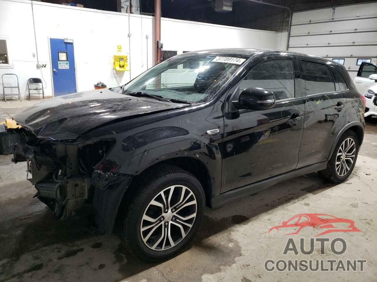 MITSUBISHI OUTLANDER 2018 - JA4AP3AU9JU017029