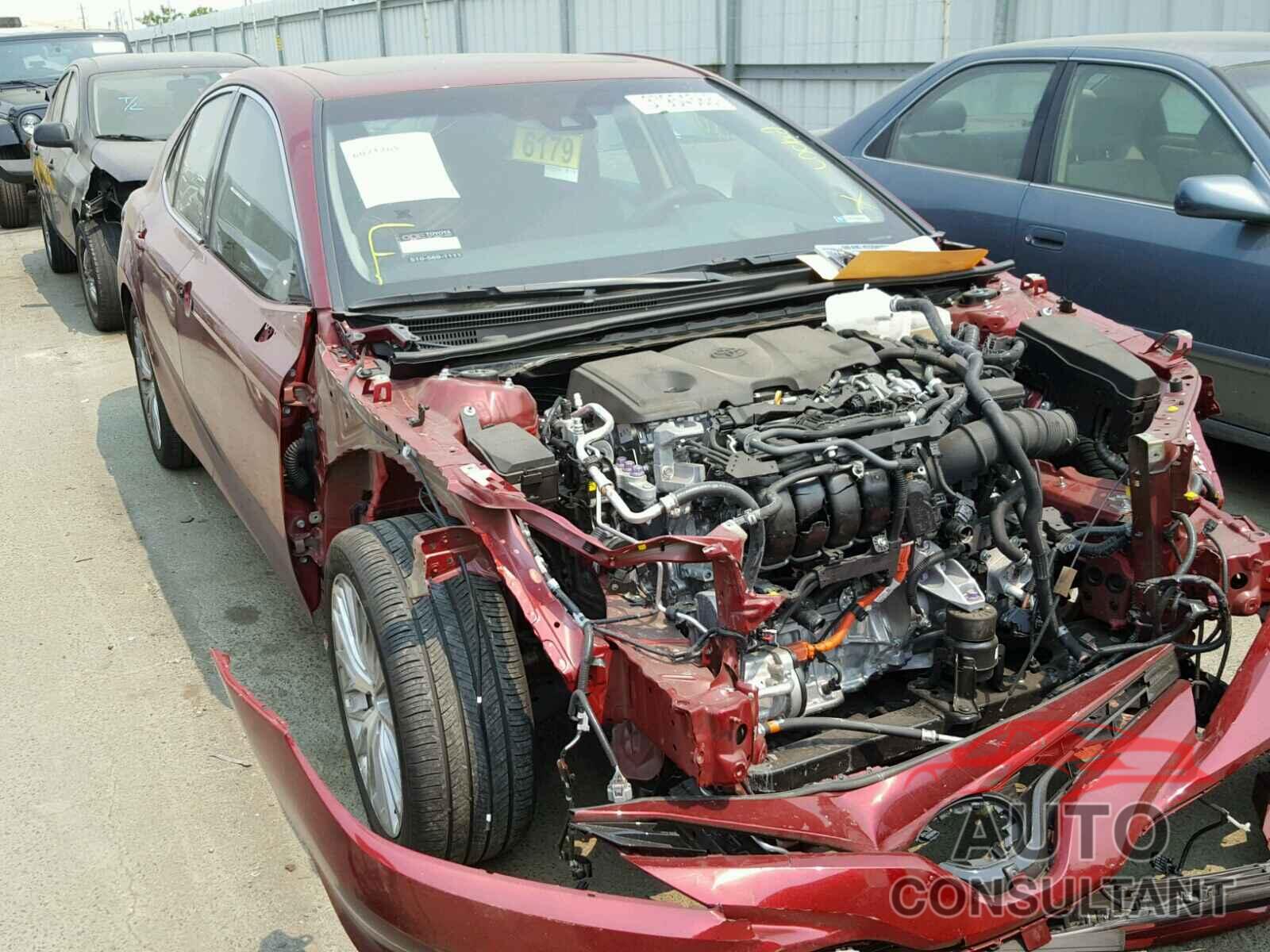 TOYOTA CAMRY 2018 - 4T1B21HK2JU502237