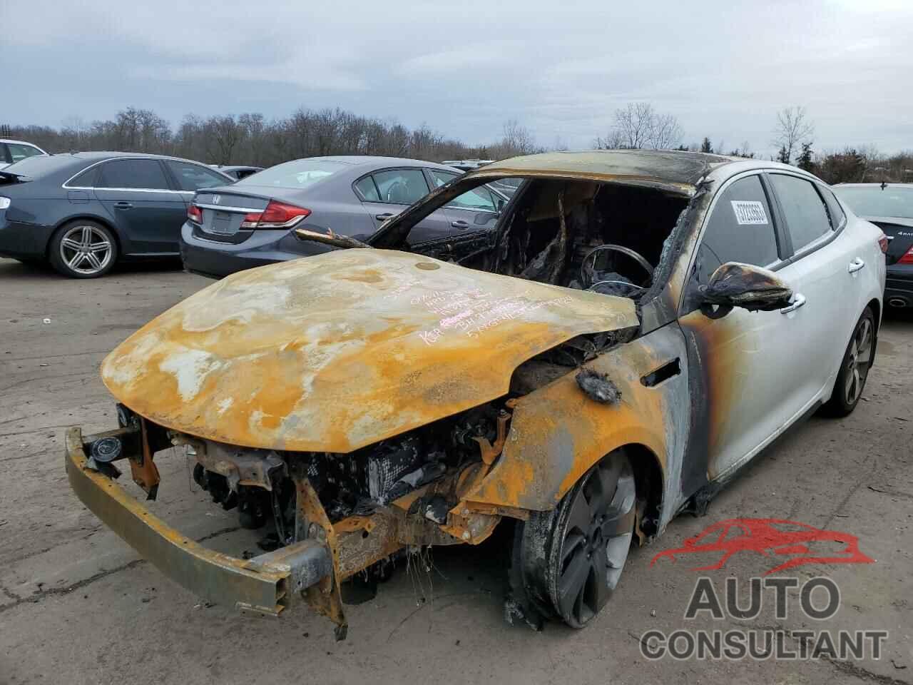 KIA OPTIMA 2020 - 5XXGT4L3XLG445724