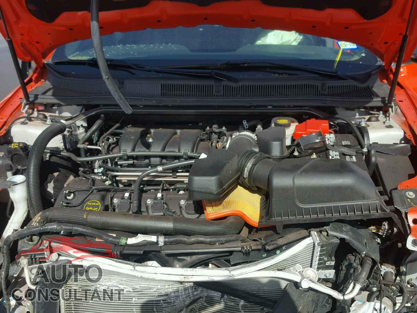 FORD TAURUS 2017 - 1FAHP2F8XHG115186