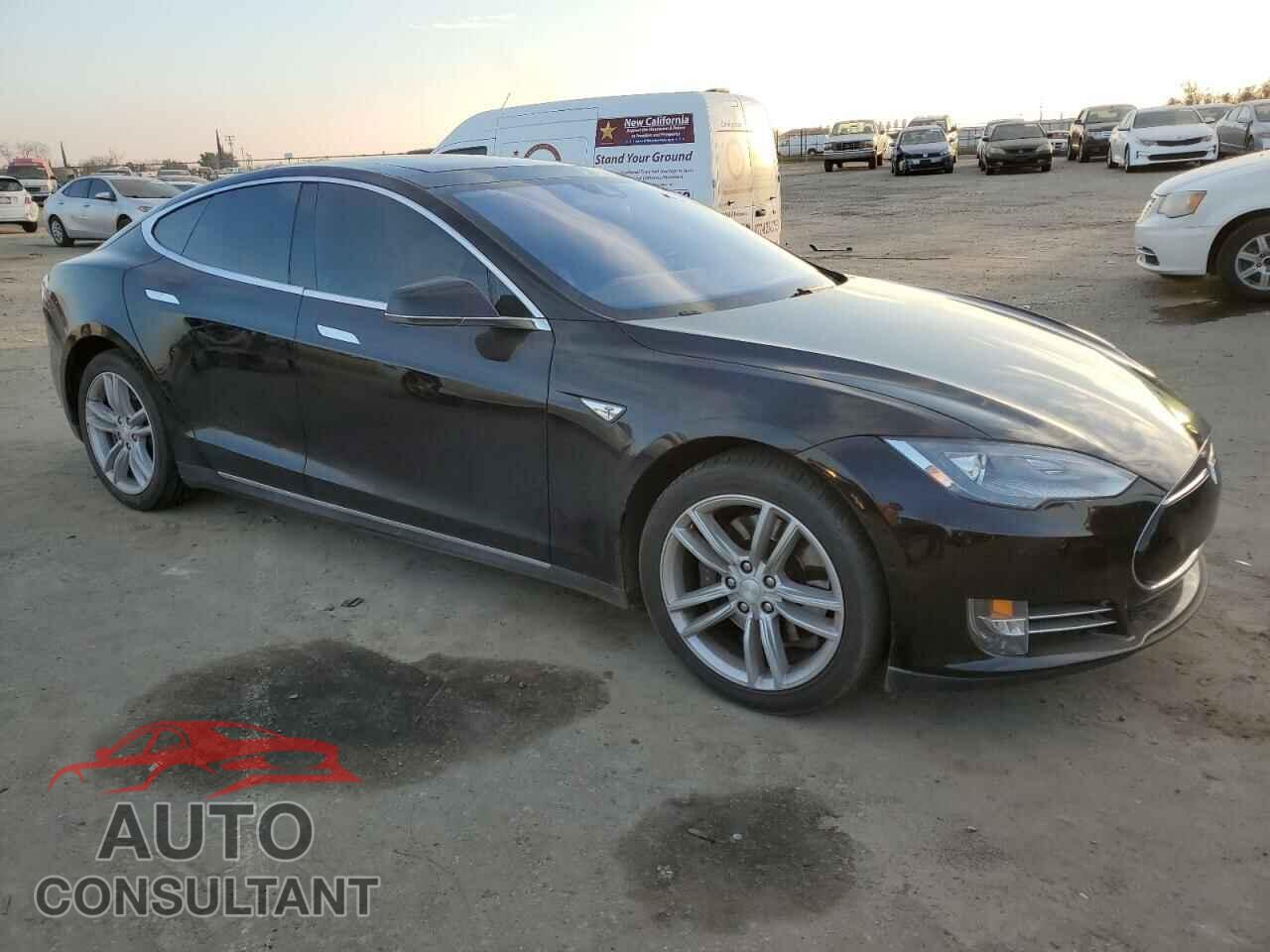 TESLA MODEL S 2015 - 5YJSA1E13FF119099