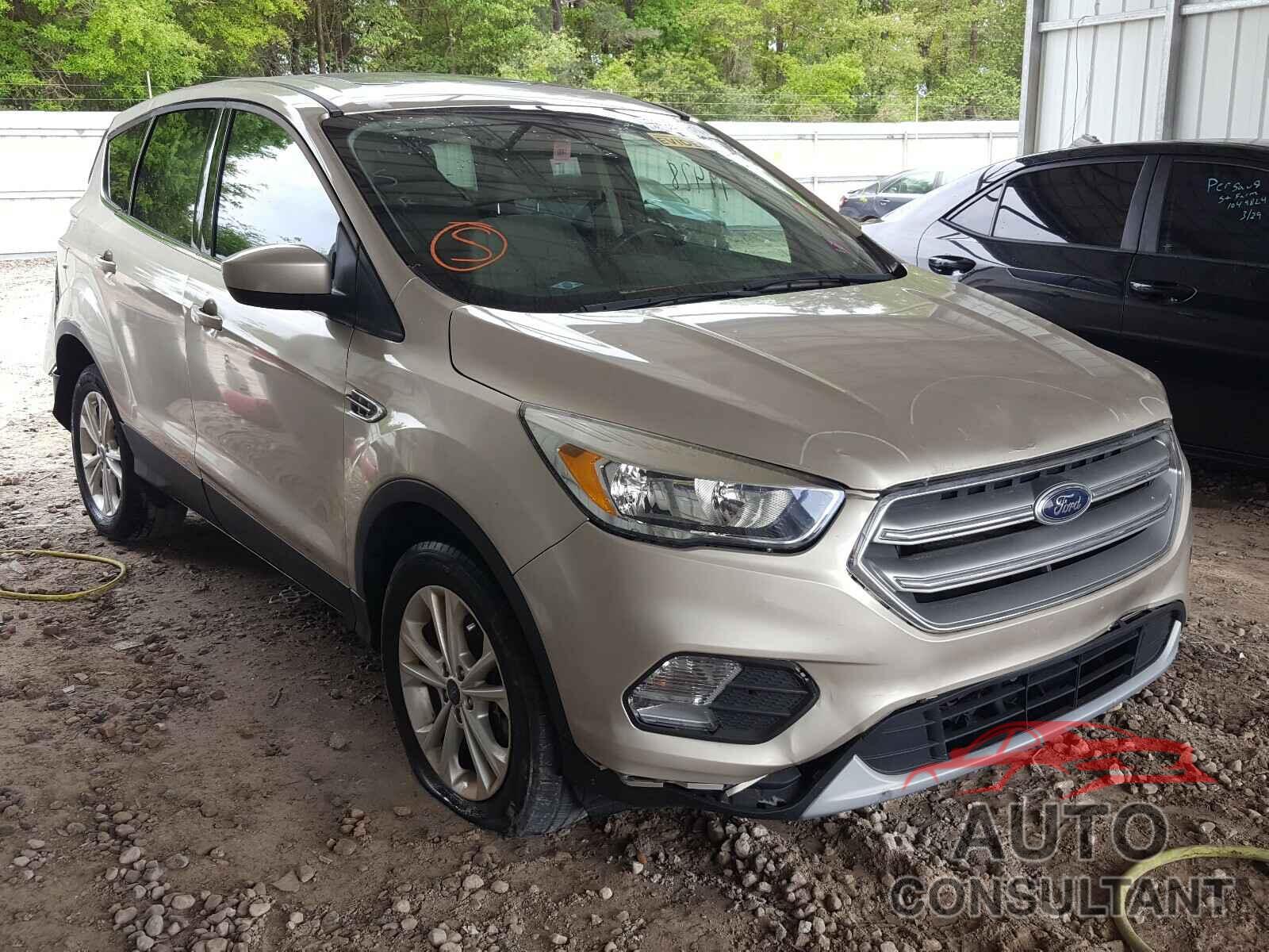FORD ESCAPE 2017 - 1FMCU0G95HUB85510
