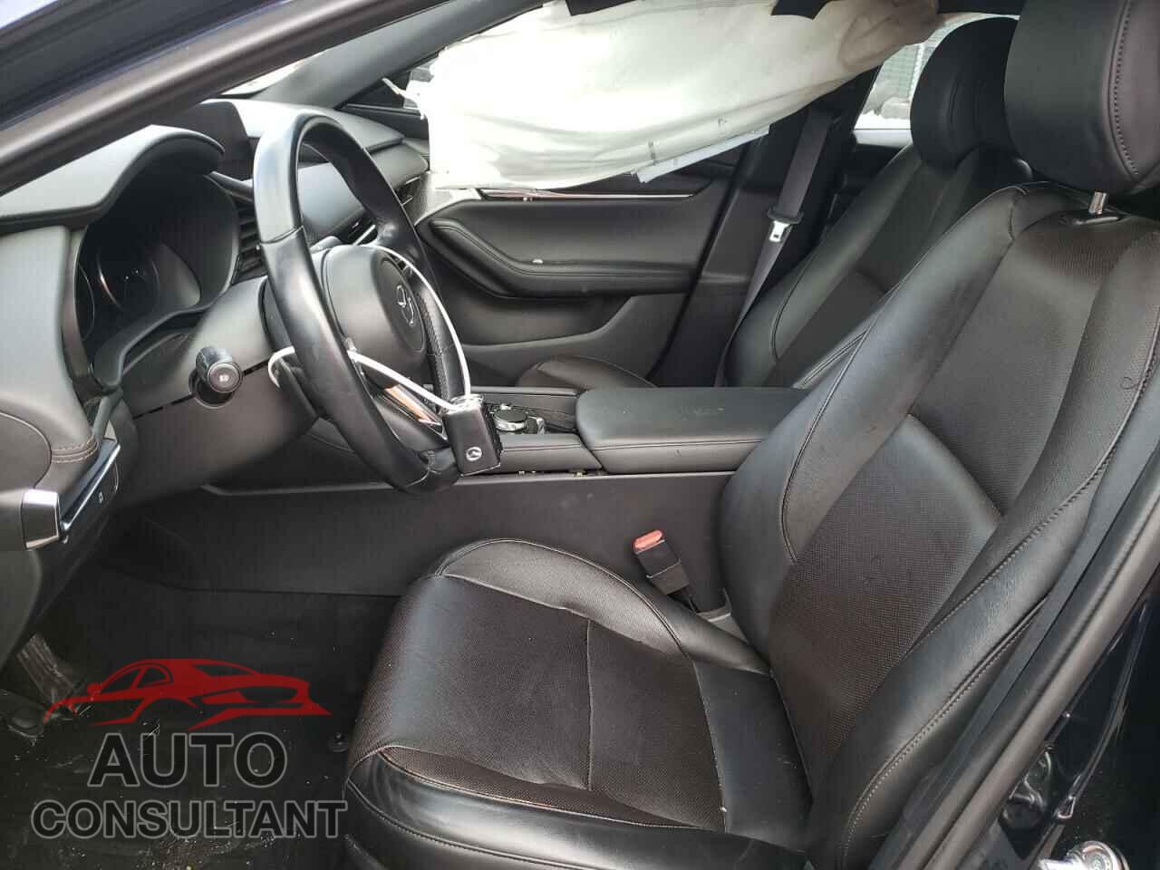 MAZDA 3 2019 - JM1BPANM7K1114791