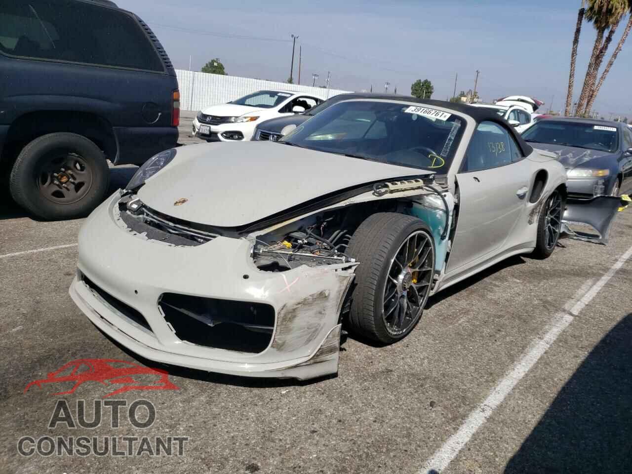 PORSCHE 911 2018 - WP0CD2A93JS162091