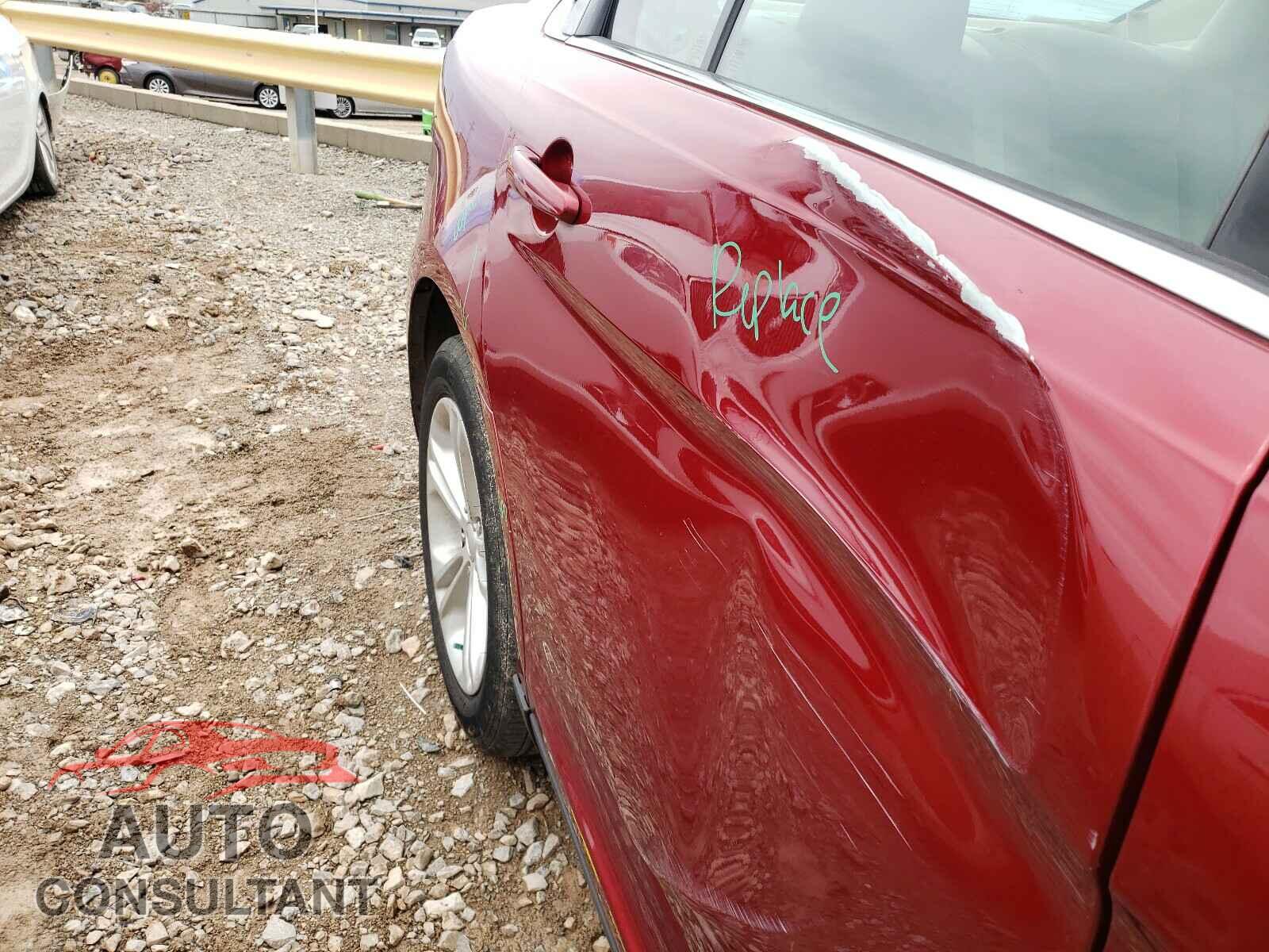 FORD TAURUS 2017 - 1FAHP2E83HG137533