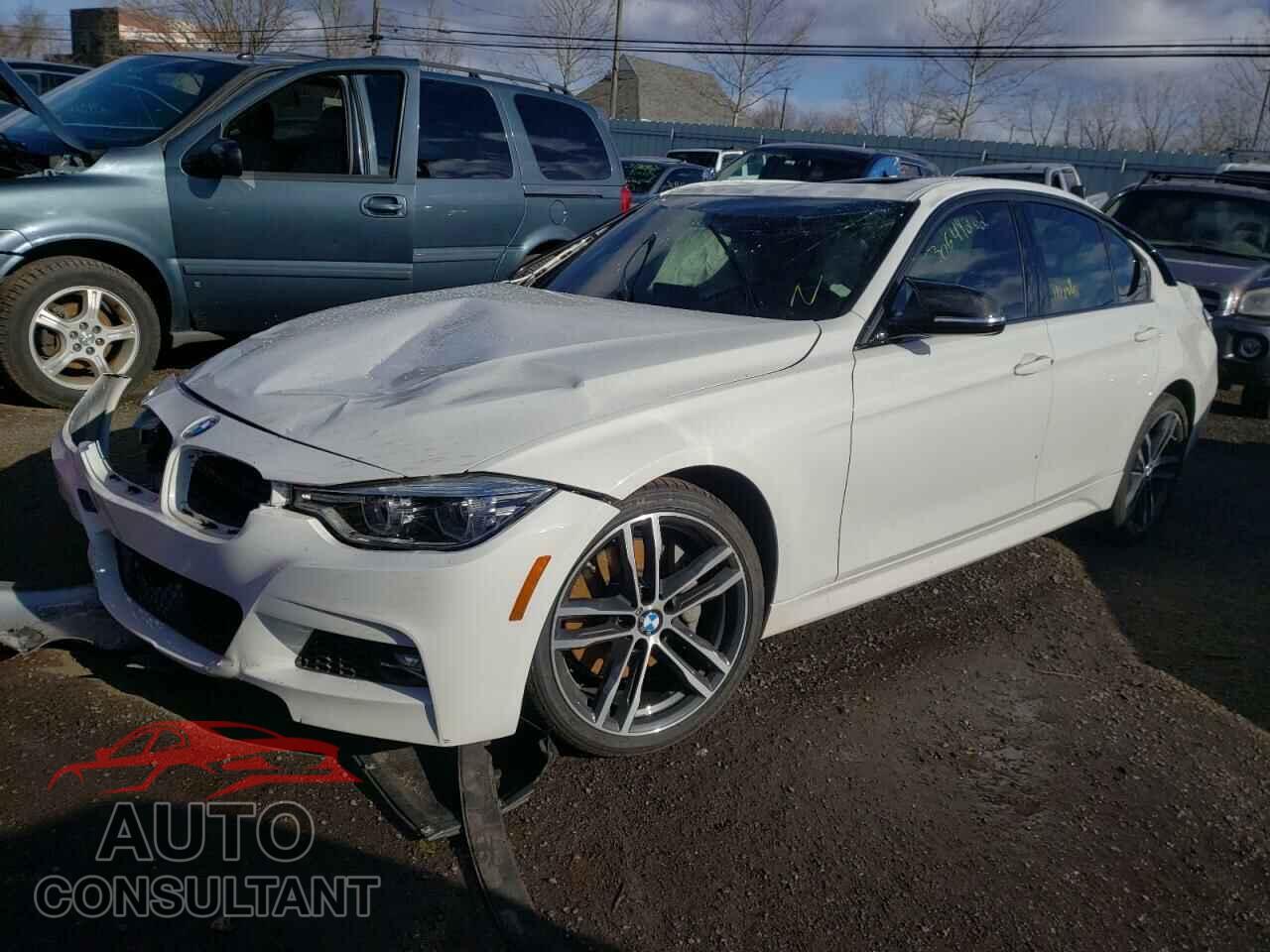 BMW 3 SERIES 2018 - WBA8B7C50JA577052