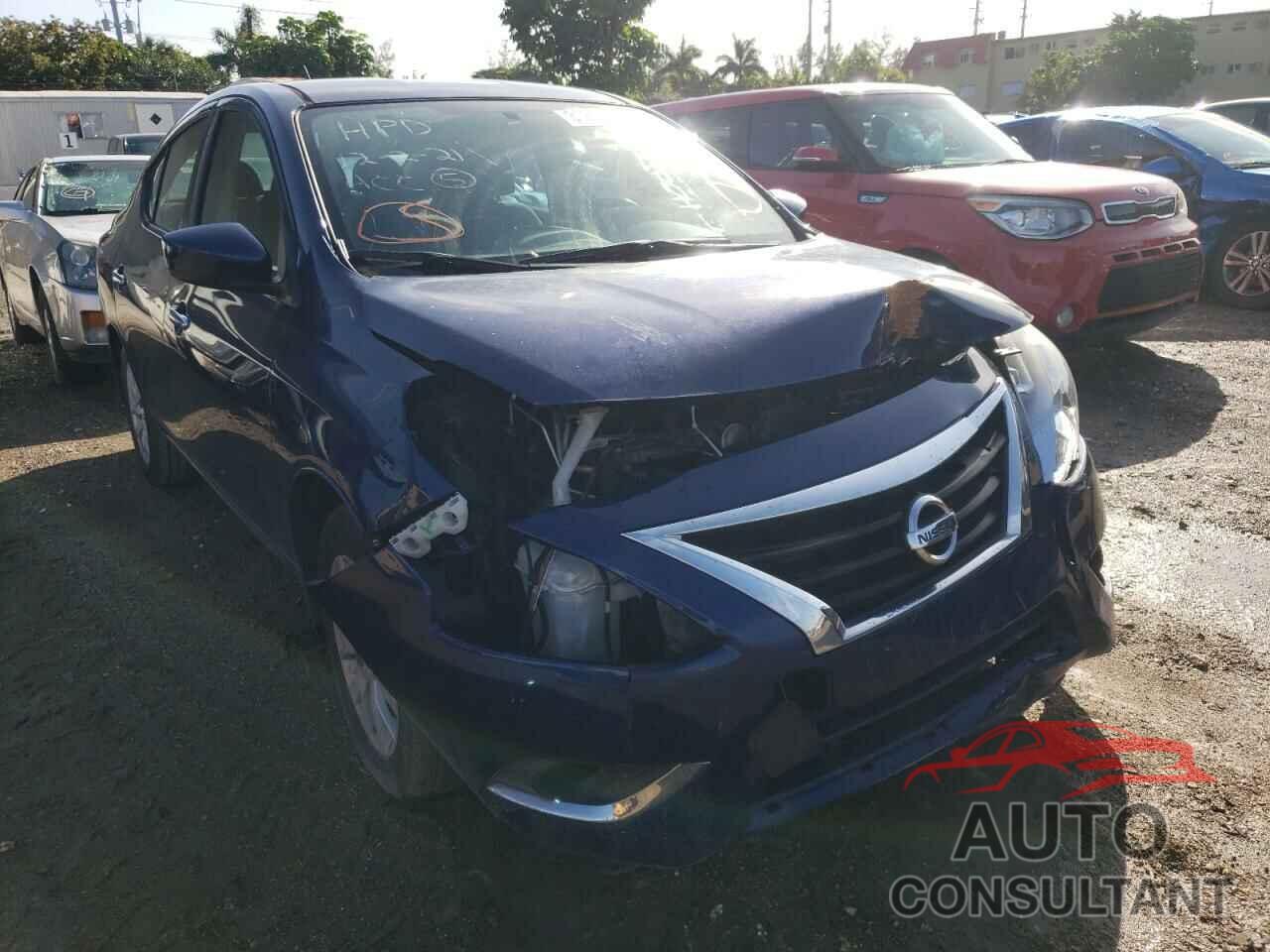 NISSAN VERSA 2018 - 3N1CN7APXJL812061