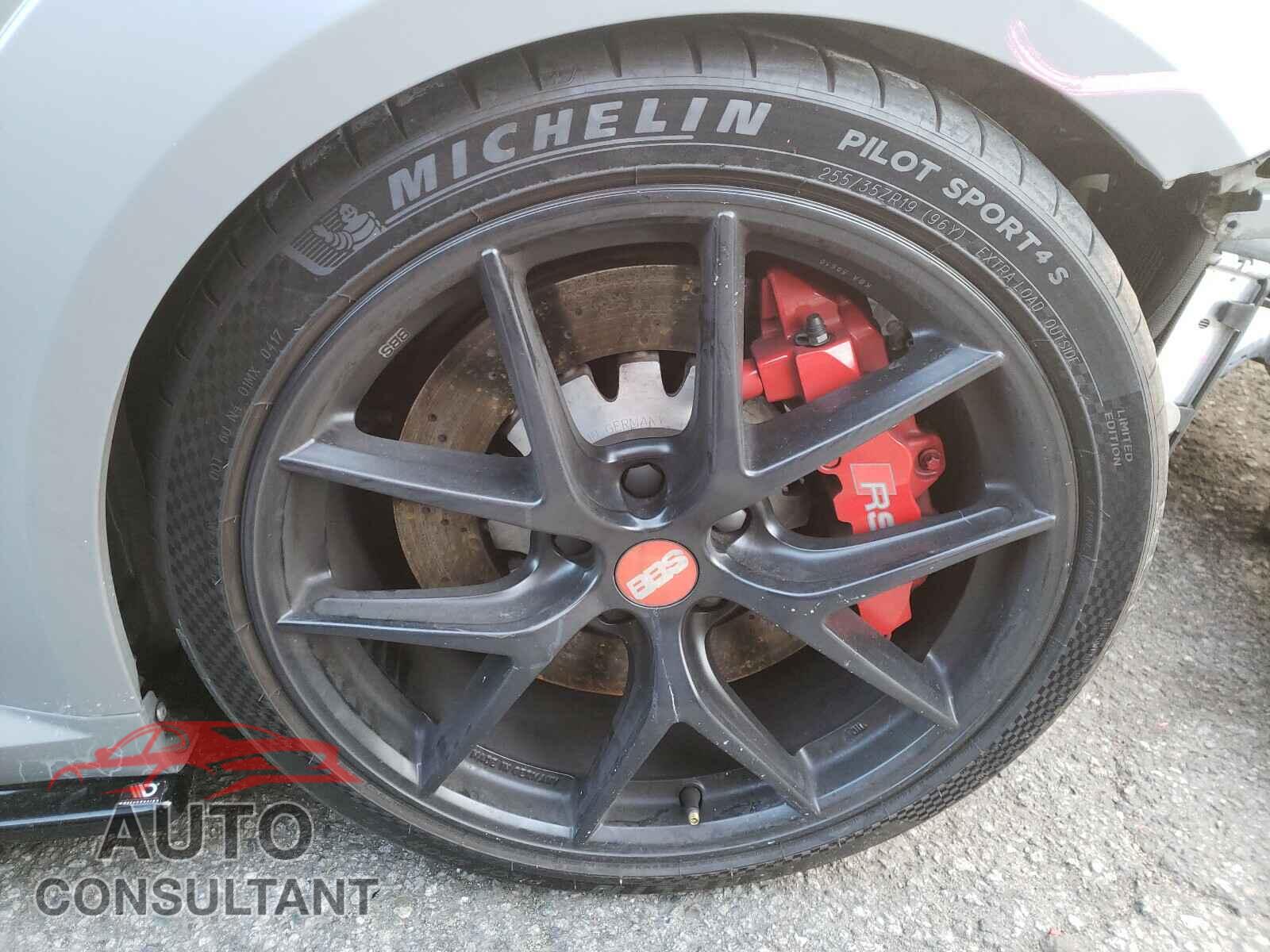 AUDI TT 2018 - WUACSAFV8J1900126