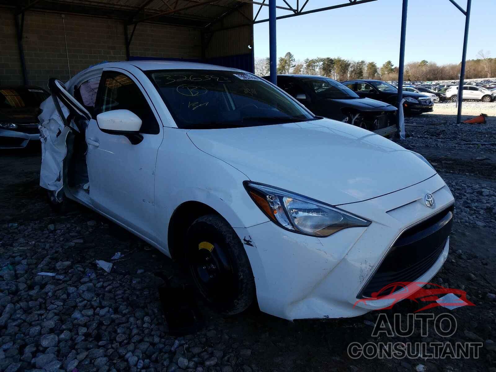 TOYOTA YARIS 2018 - 3MYDLBYV0JY326393
