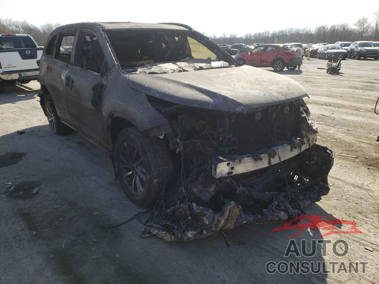 TOYOTA HIGHLANDER 2019 - 5TDJZRFH1KS577096