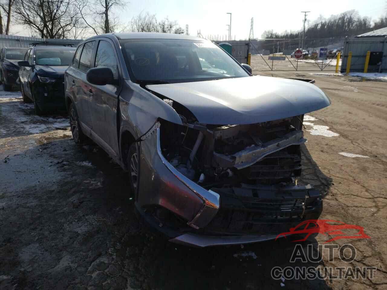 MITSUBISHI OUTLANDER 2018 - JA4AD2A37JZ055923