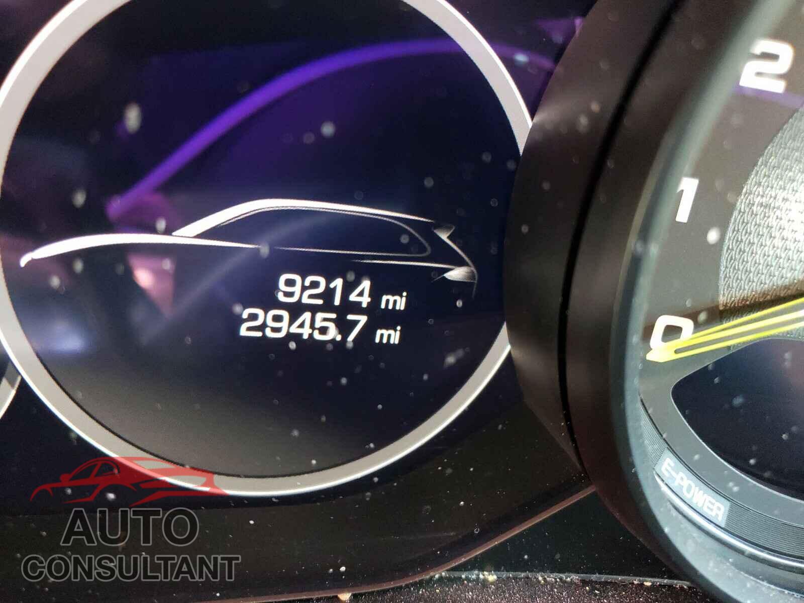 PORSCHE CAYENNE 2019 - WP1AE2AY3KDA50326