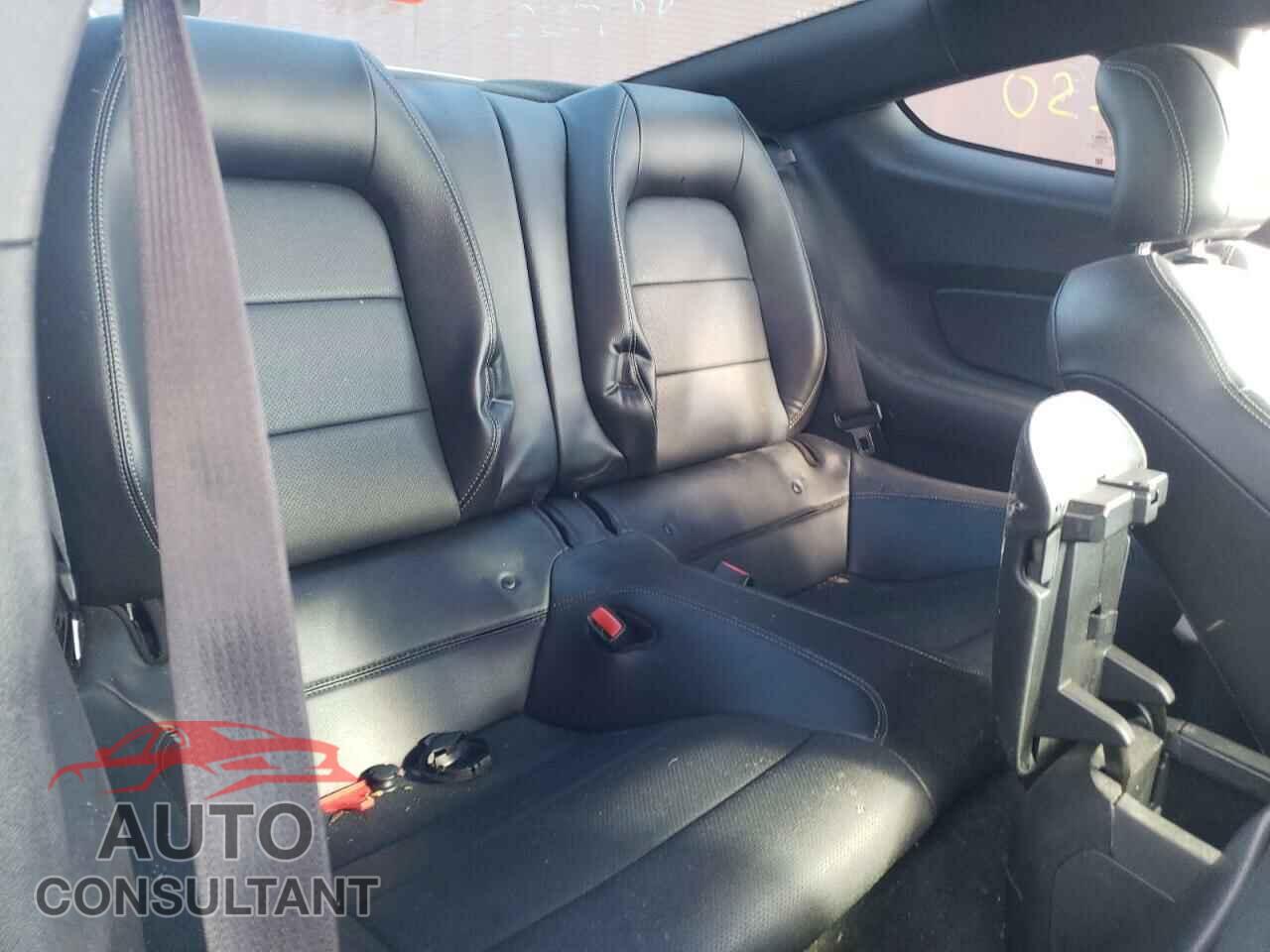 FORD MUSTANG 2017 - 1FA6P8THXH5263333
