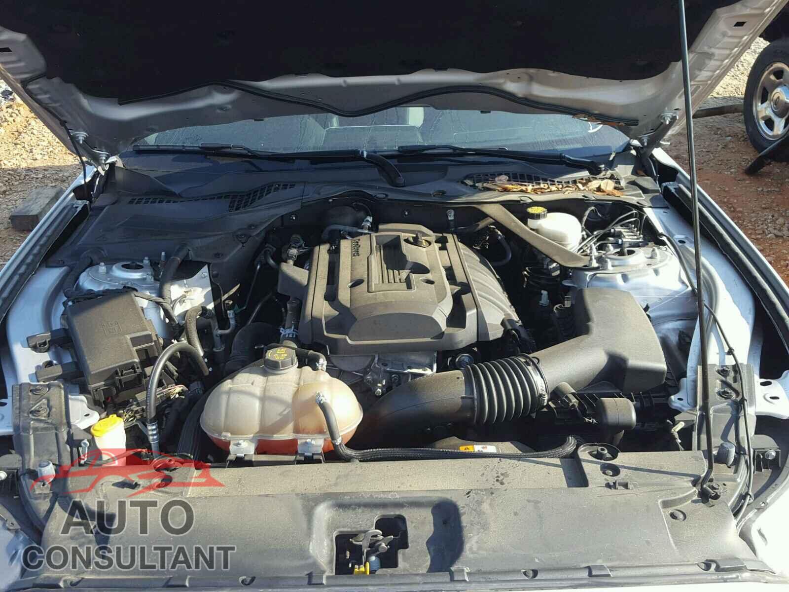 FORD MUSTANG 2015 - 1FATP8UH2F5385148
