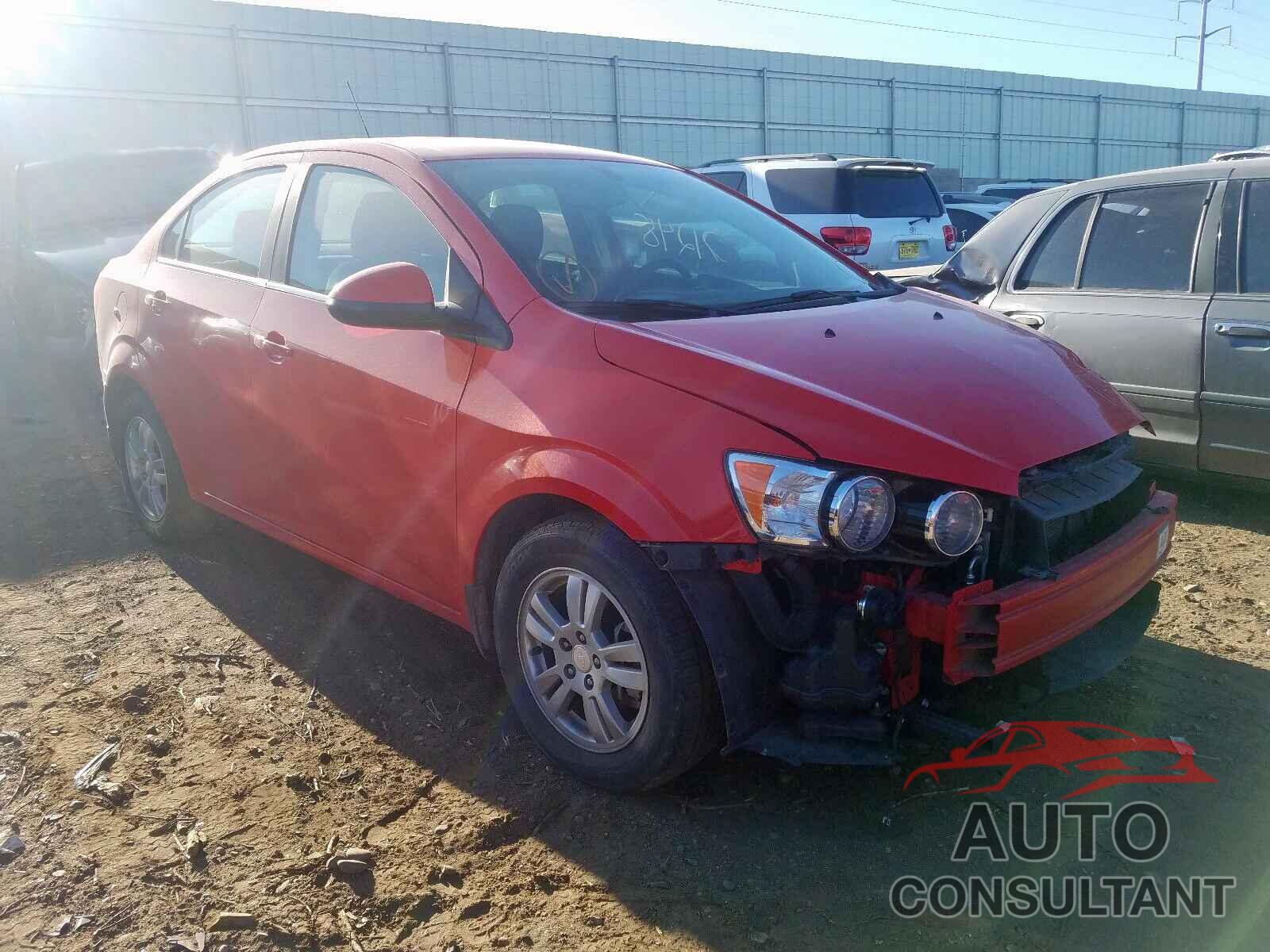 CHEVROLET SONIC 2016 - 1G1JC5SH5G4166974