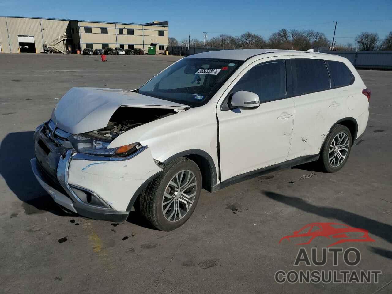 MITSUBISHI OUTLANDER 2018 - JA4AD3A33JZ038297