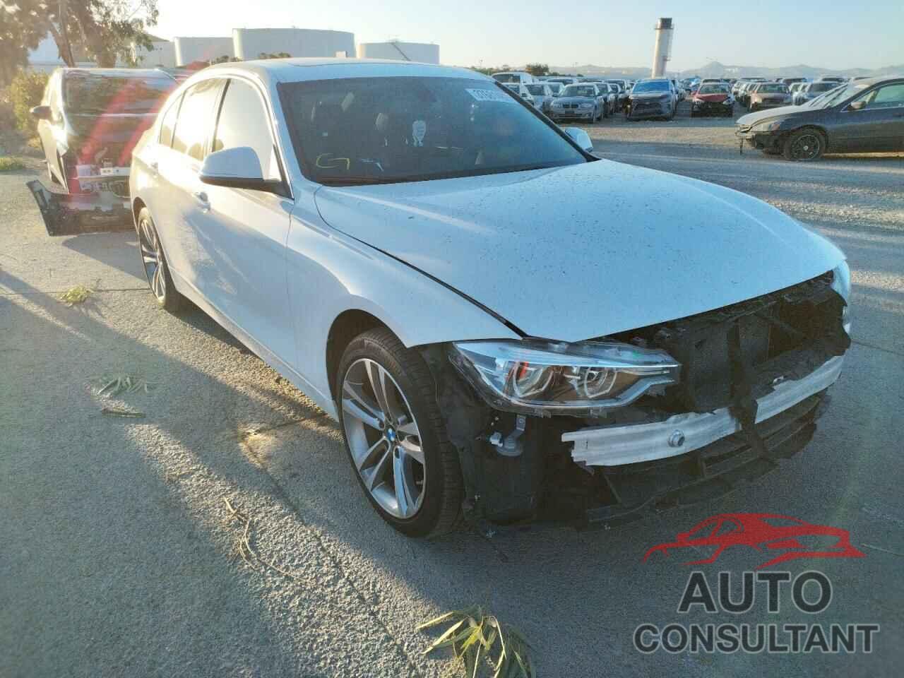 BMW 3 SERIES 2018 - WBA8B9G51JNU98441