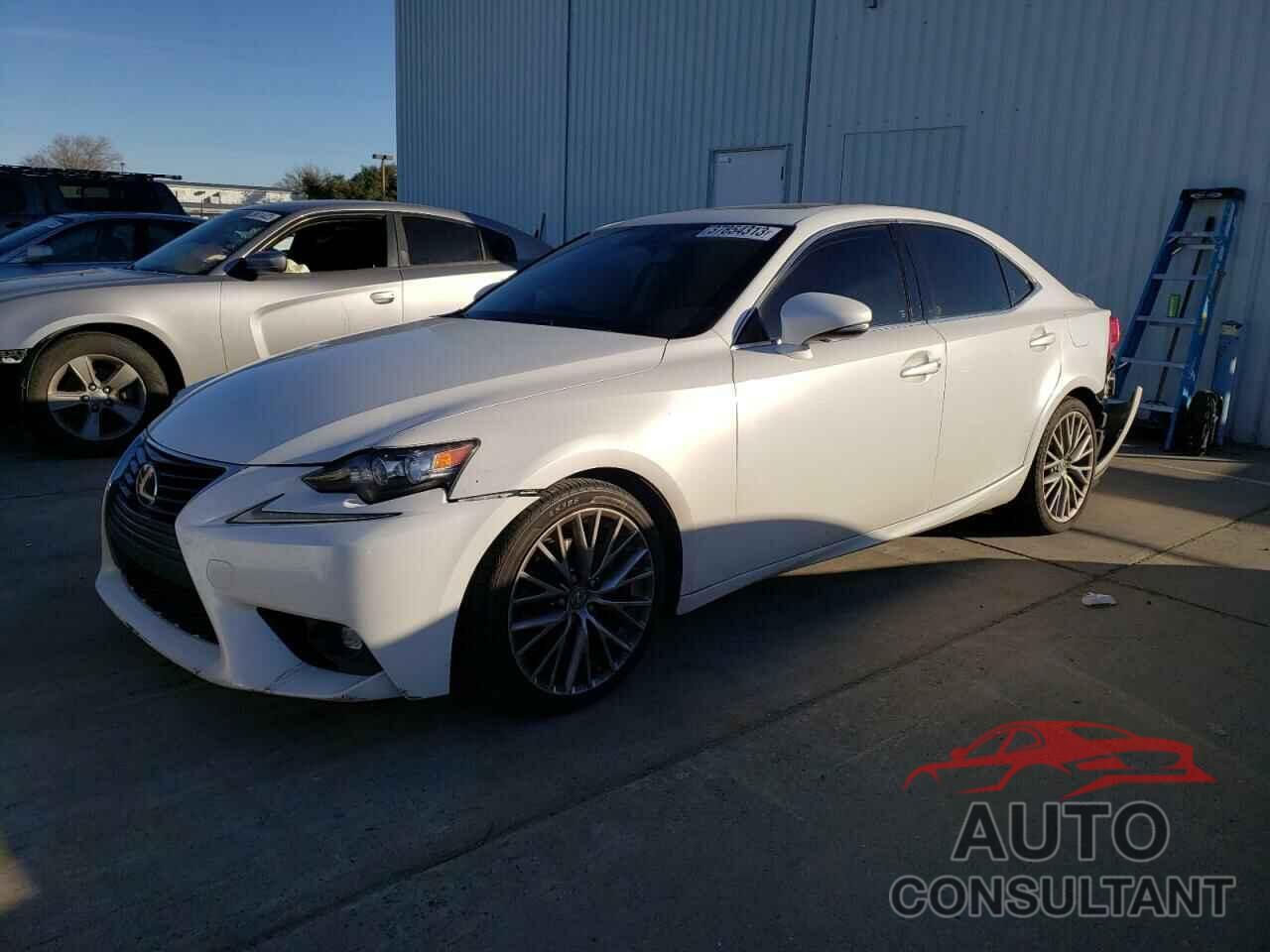 LEXUS IS 2015 - JTHBF1D2XF5053968