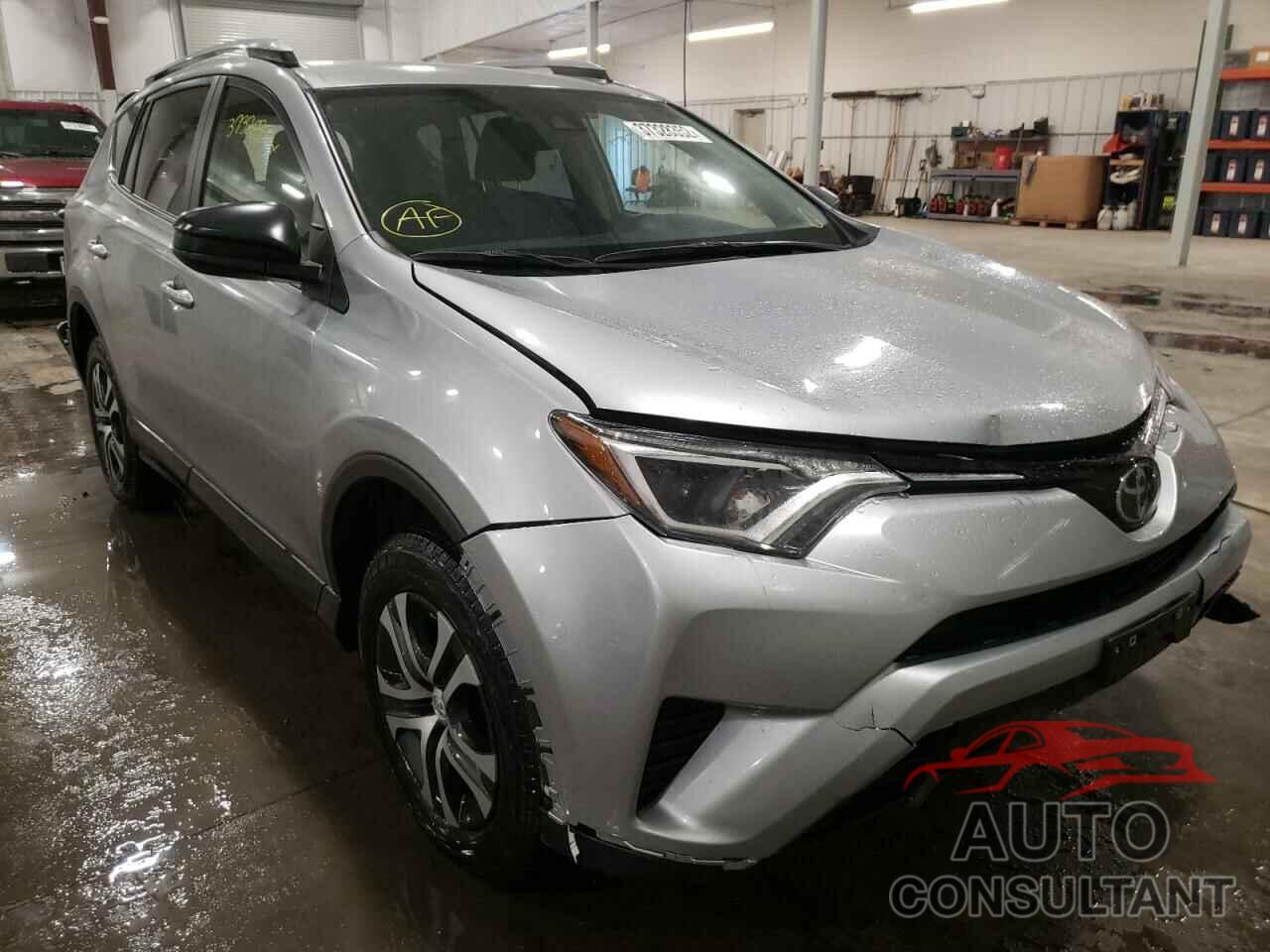 TOYOTA RAV4 2018 - JTMBFREV4JJ210984