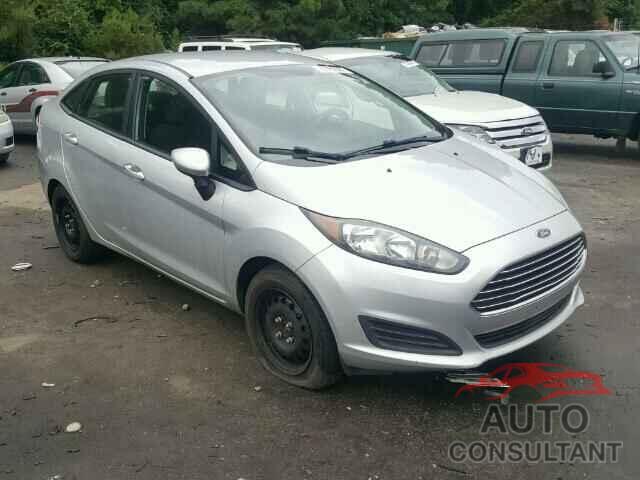 FORD FIESTA 2015 - 3FADP4AJ5FM104376