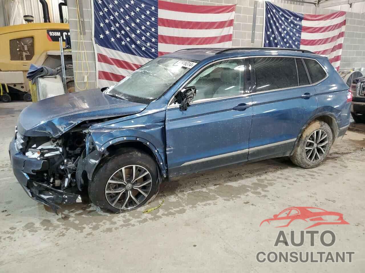 VOLKSWAGEN TIGUAN 2018 - 3VV3B7AX0JM065202