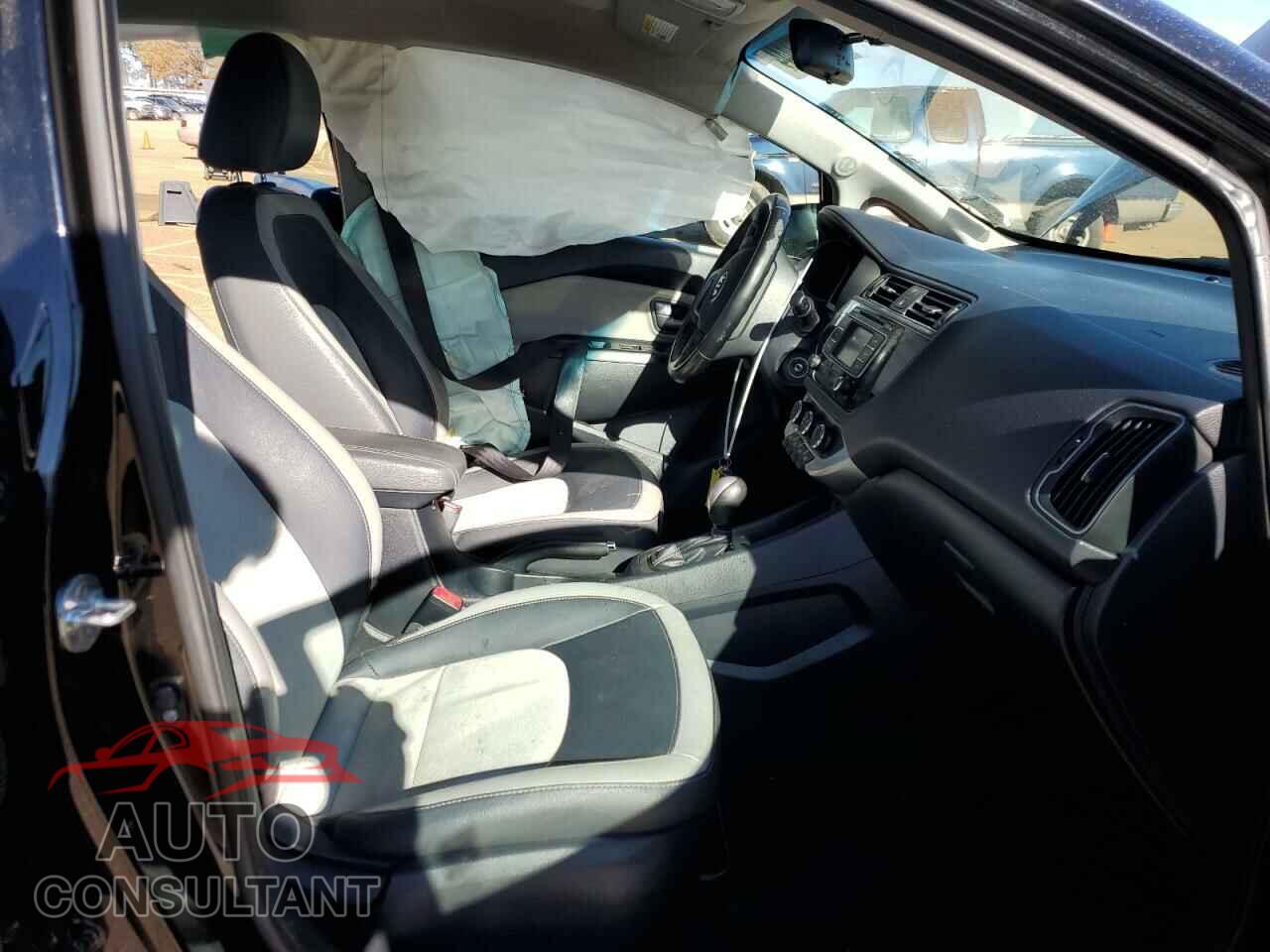 KIA RIO 2016 - KNADN5A37G6633396