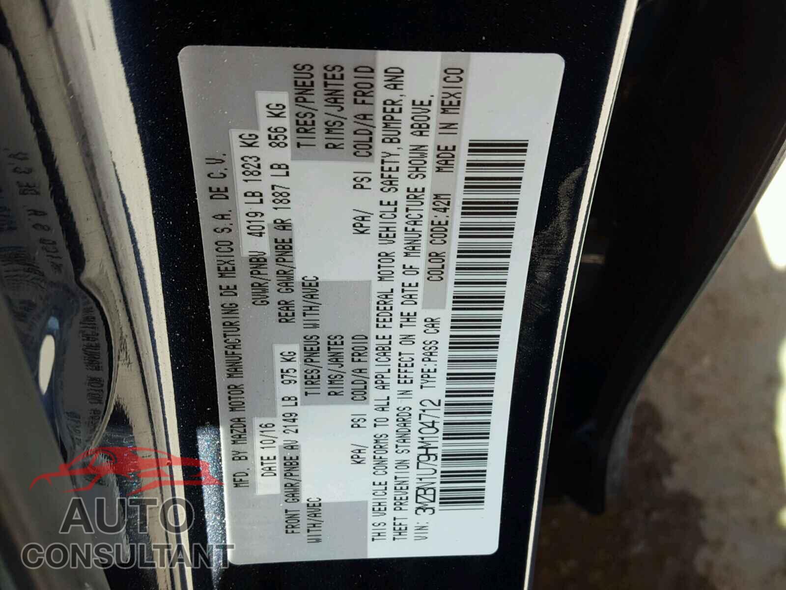 MAZDA 3 2017 - 3MZBN1U79HM104712